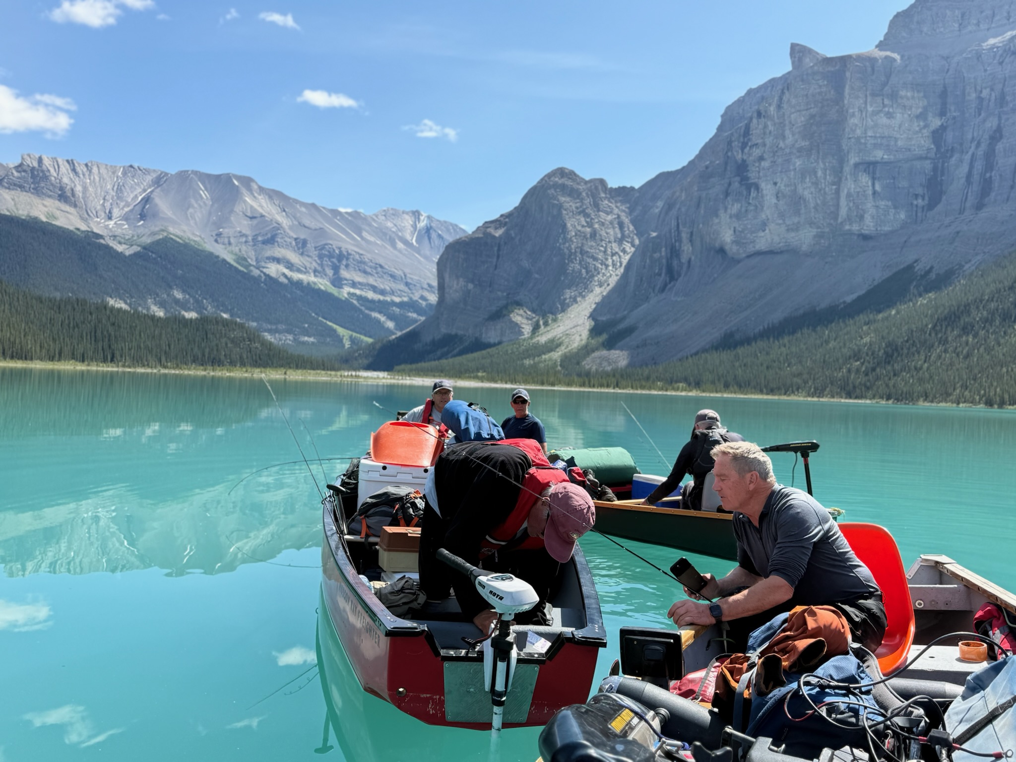 Group trip on mountain lake, Currie's Guiding Jasper National Park